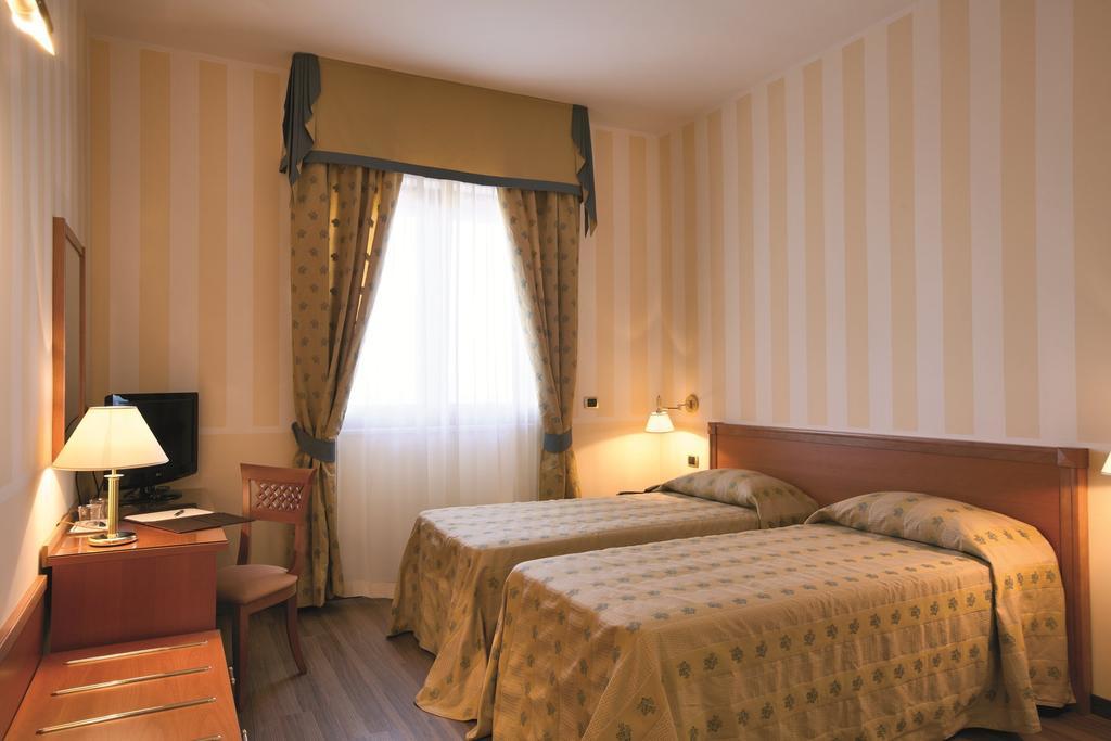 Park Hotel Elizabeth Mariotto Ruang foto