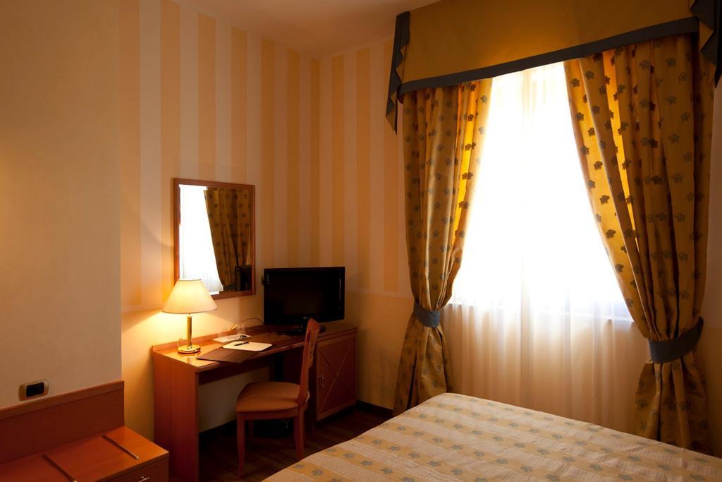 Park Hotel Elizabeth Mariotto Ruang foto